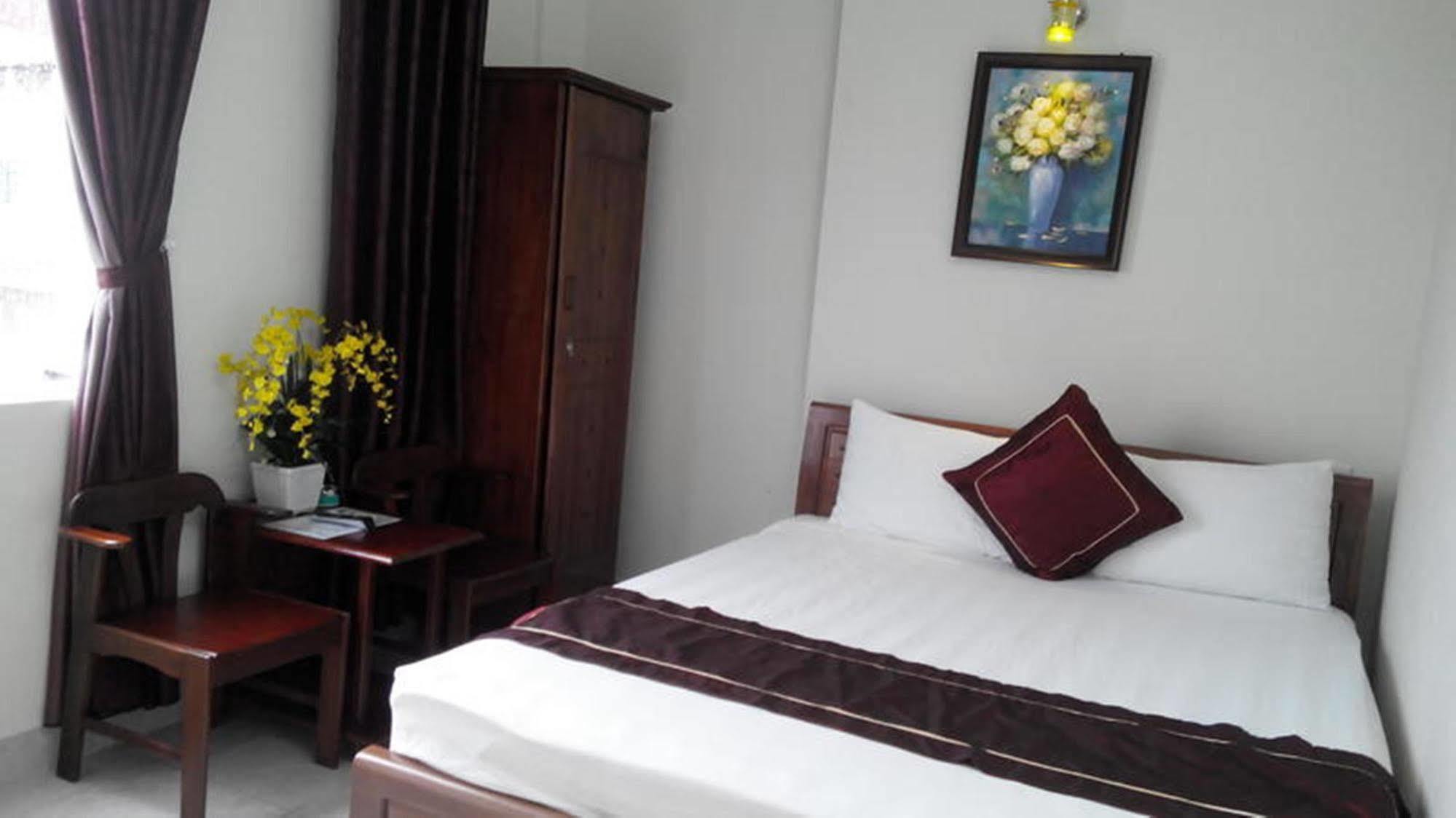 Hung Phat Hotel Da Nang Exterior photo